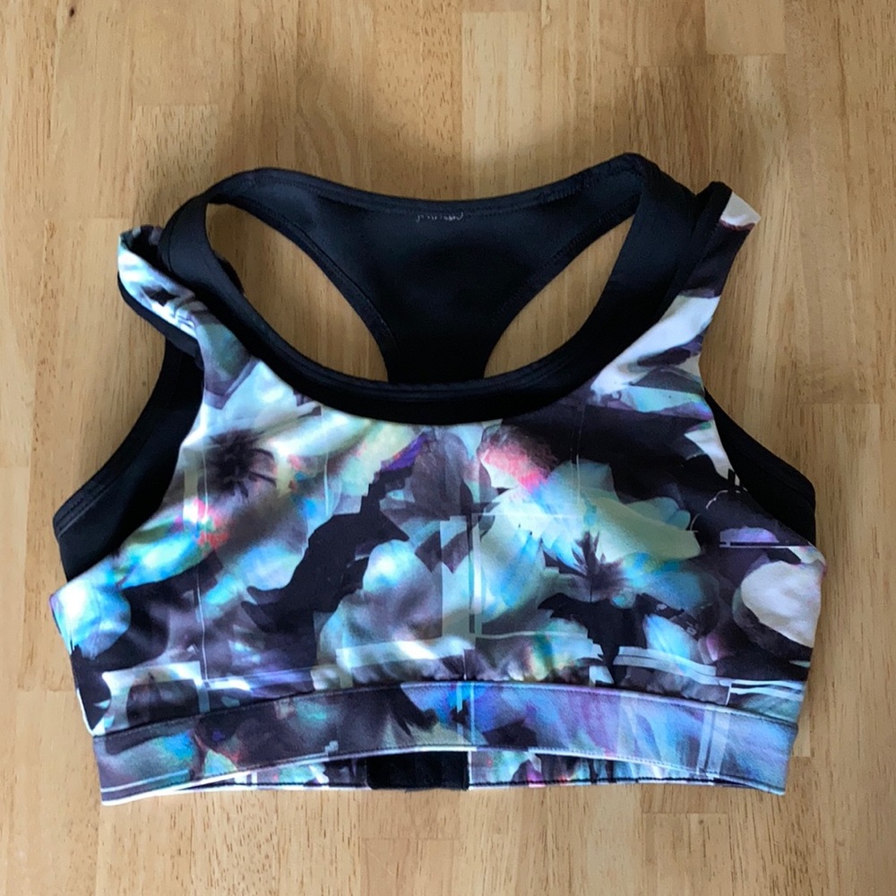 Fabletics Cropped sports bra
